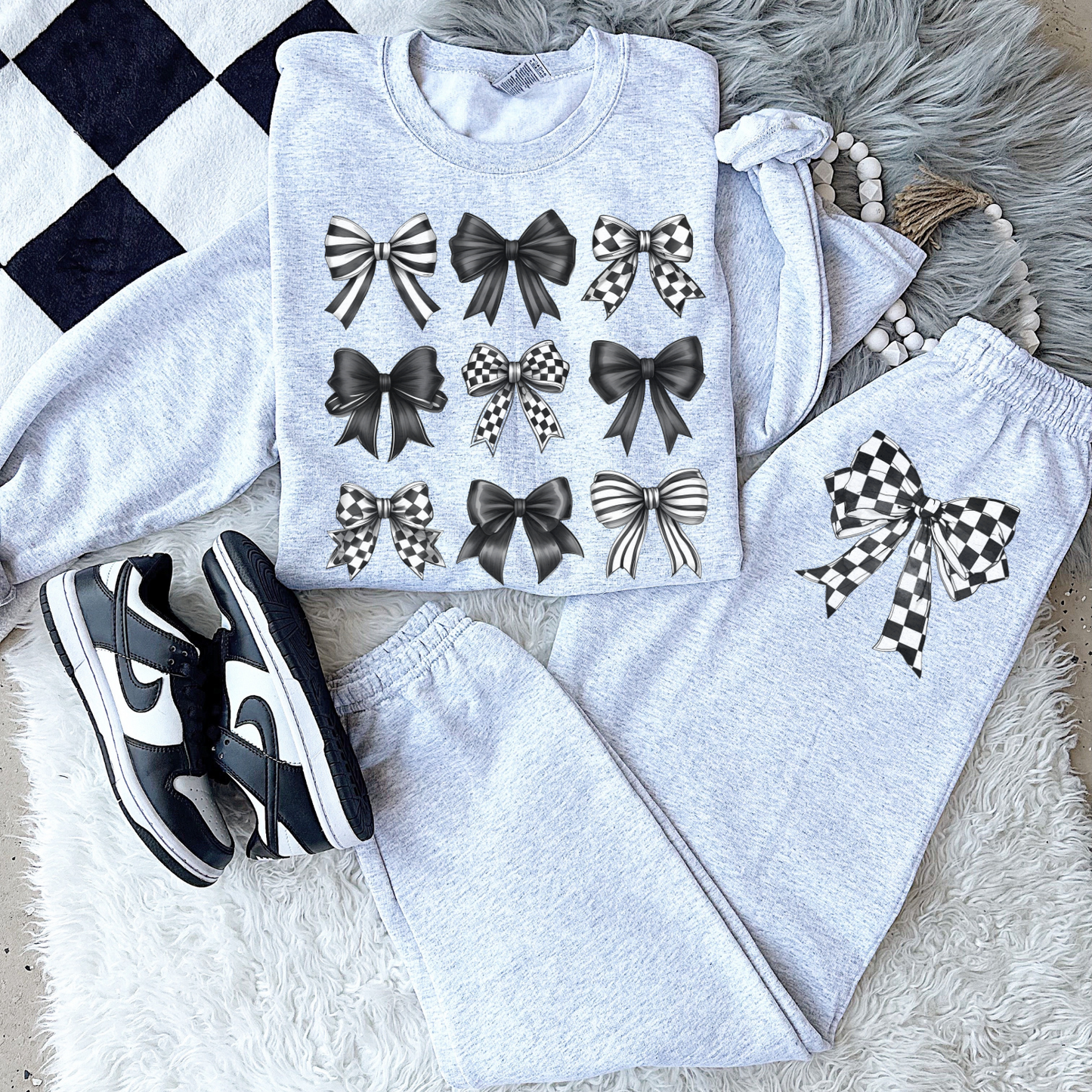 Checkered Print Coquette Bows Gildan Graphic Sweat Set